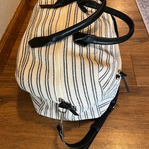 Black and white fashion duffel bag
